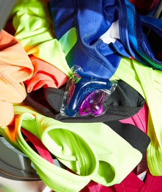 3 reasons why you shouldn’t wash your activewear with normal clothes